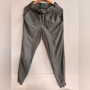 lululemon Dance Studio Mid-Rise Jogger
Full Length